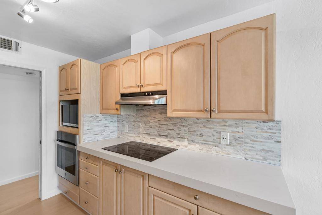 Mountain View, CA 94040,183 Del Medio AVE #104