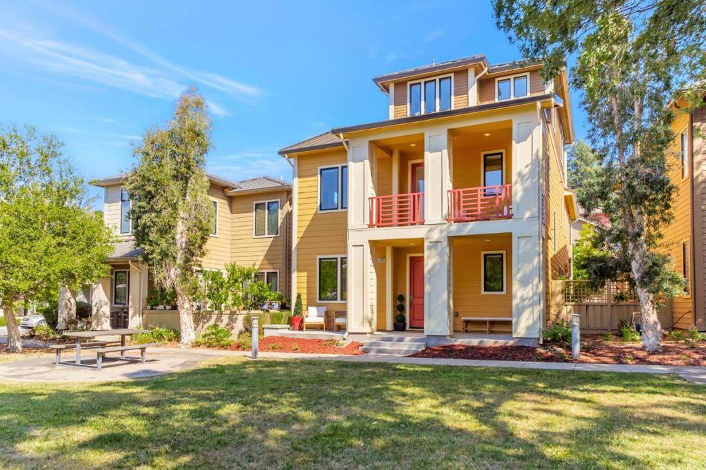 405 Spruce LN, Palo Alto, CA 94306