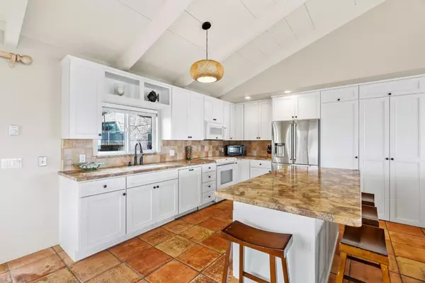 Watsonville, CA 95076,103 Willet CIR