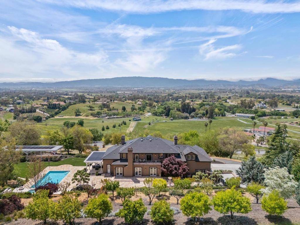 Gilroy, CA 95020,9540 Via Del Oro