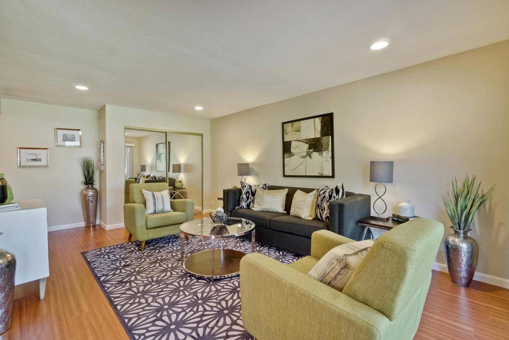 Mountain View, CA 94040,255 S Rengstorff AVE #5
