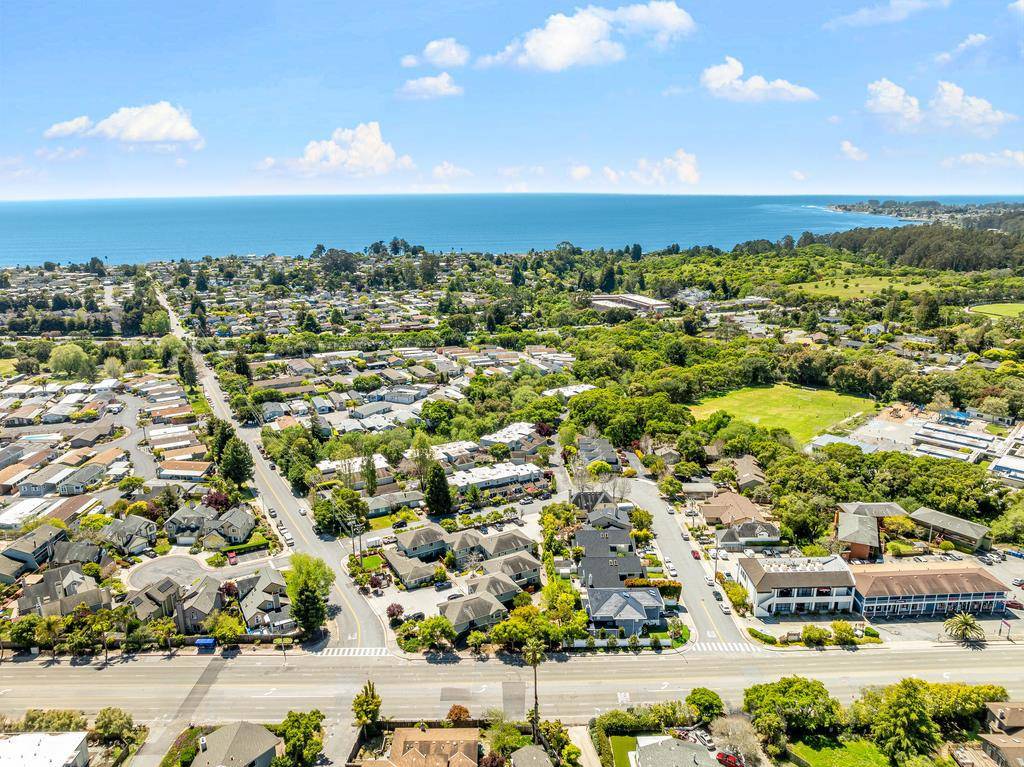 Aptos, CA 95003,2979 Mar Vista DR #200