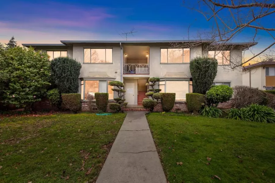 15 Kent PL, Menlo Park, CA 94025