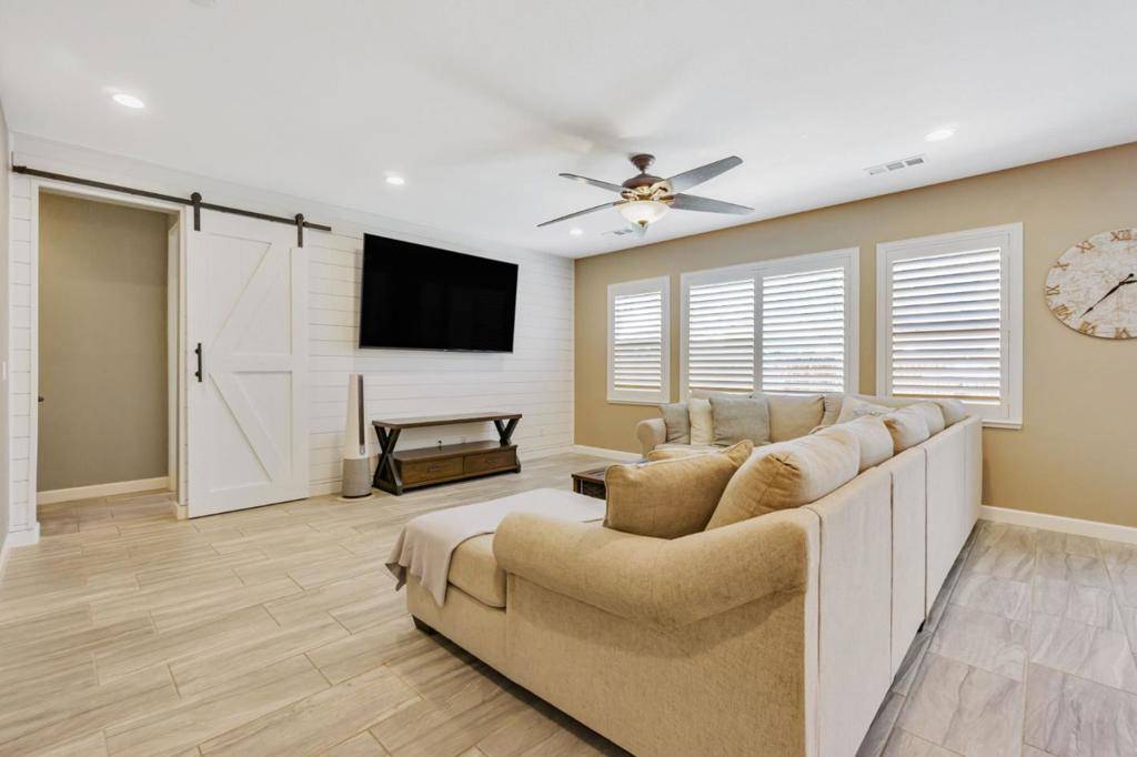 Brentwood, CA 94513,482 Stratford CT