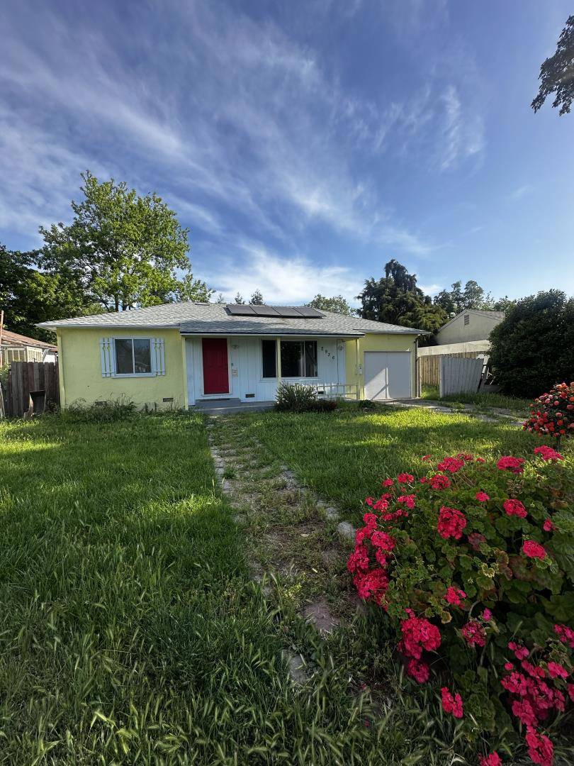 2936 W Euclid AVE, Stockton, CA 95204