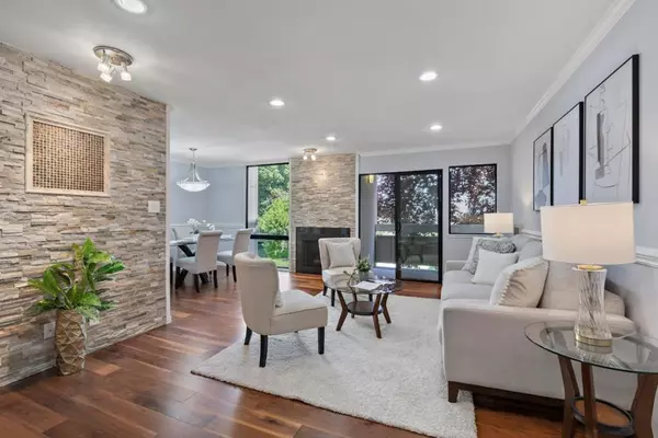 Foster City, CA 94404,1061 Beach Park BLVD #216