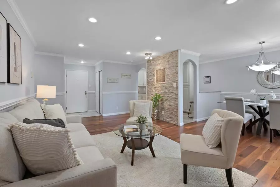 1061 Beach Park BLVD #216, Foster City, CA 94404