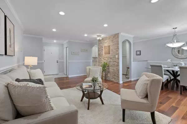 1061 Beach Park BLVD #216, Foster City, CA 94404