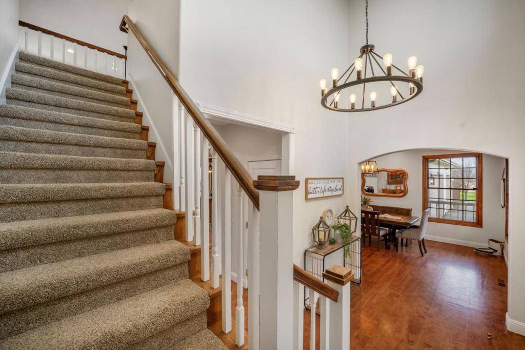 Gilroy, CA 95020,2760 Leavesley RD
