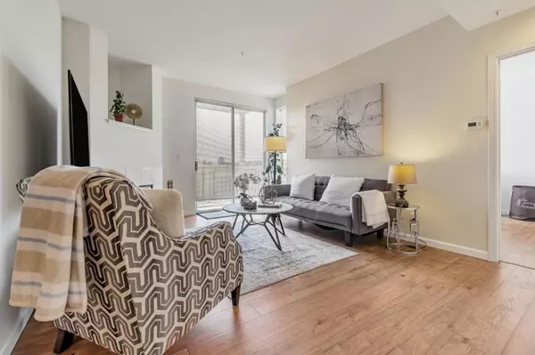 South San Francisco, CA 94080,1400 El Camino Real #208