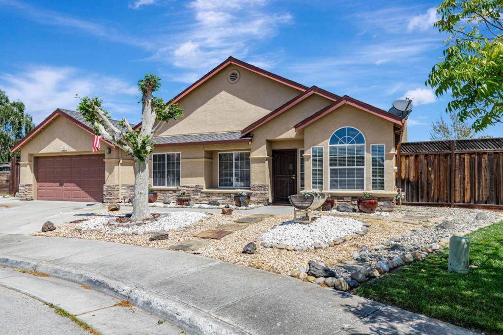 161 Amber CT, Hollister, CA 95023