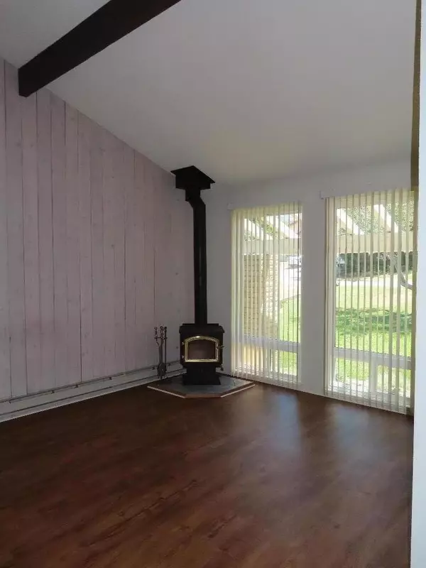 Salinas, CA 93908,18725 Vasquez CT