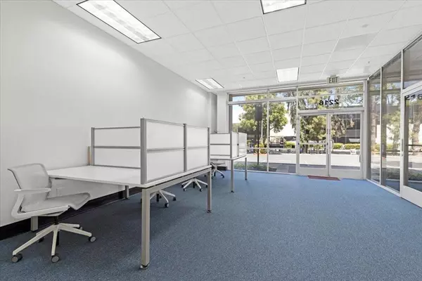 San Jose, CA 95131,2216 Ringwood AVE