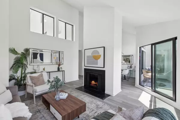 South San Francisco, CA 94080,1 Appian WAY #703-2