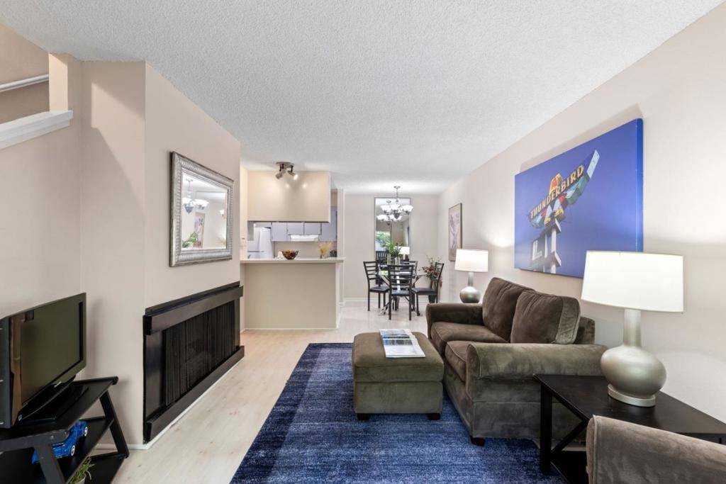 355 Half Moon LN #13, Daly City, CA 94015