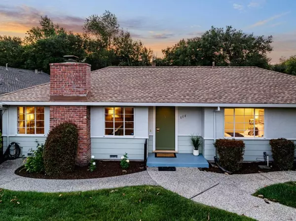 Palo Alto, CA 94306,678 Chimalus DR