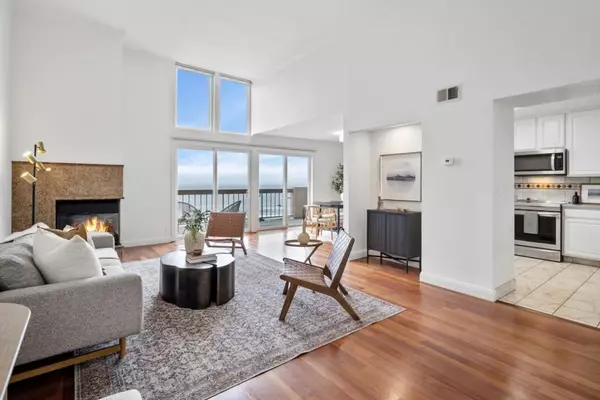 Pacifica, CA 94044,445 Roberts RD