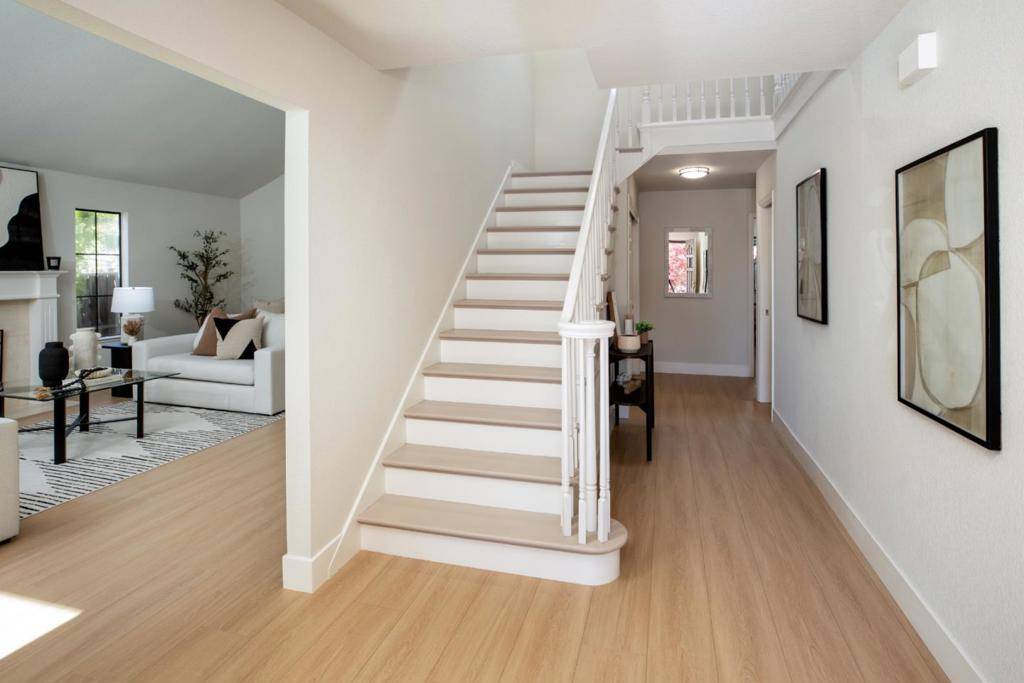 Sunnyvale, CA 94087,867 Norfolk Pine AVE