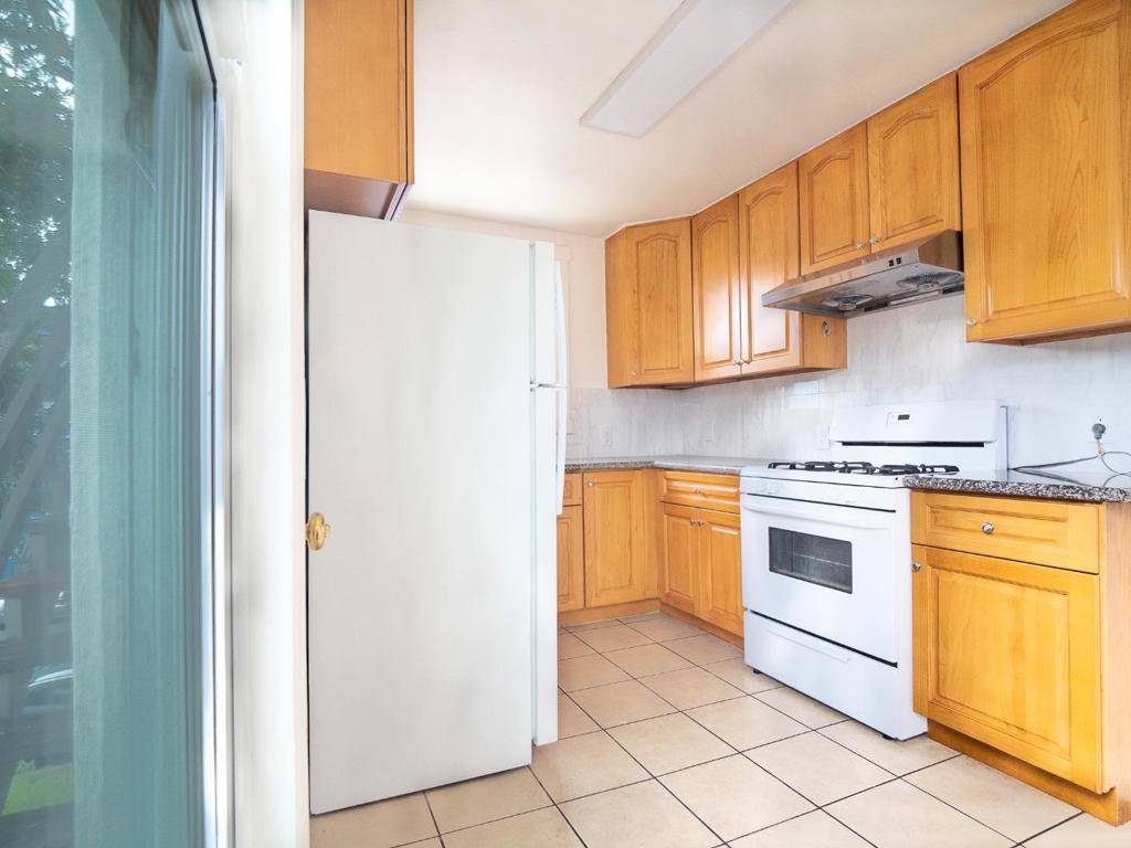 South San Francisco, CA 94080,404 Spruce AVE #3