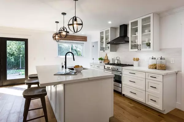 Menlo Park, CA 94025,721 14th AVE