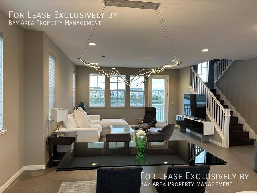 Redwood City, CA 94063,654 Sea Anchor DR #2308