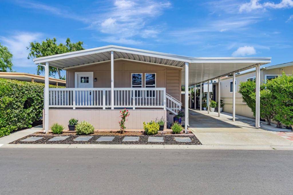 2815 Moss Hollow DR, San Jose, CA 95121