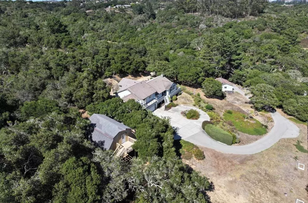 Salinas, CA 93907,8505 Holly Hill DR