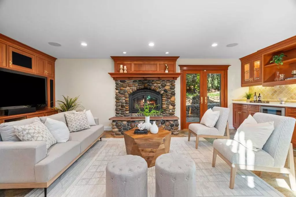 Los Gatos, CA 95033,23447 Skyview TER