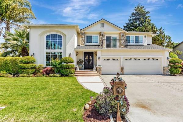 Hollister, CA 95023,290 Bonnie LN