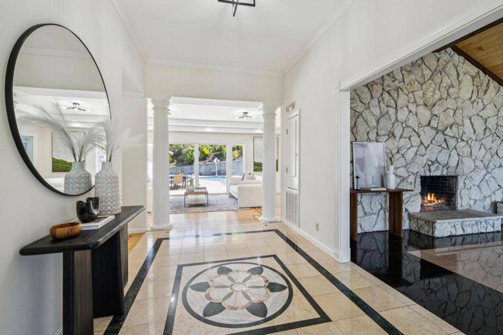 Millbrae, CA 94030,1209 Lake ST