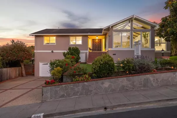 Millbrae, CA 94030,1209 Lake ST