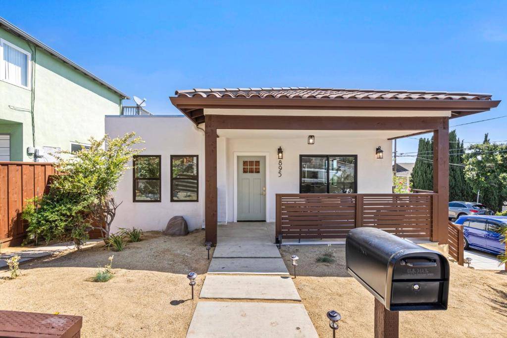 895 Laurel AVE, Belmont, CA 94002