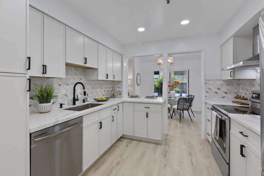 49 Showers DR #K427, Mountain View, CA 94040