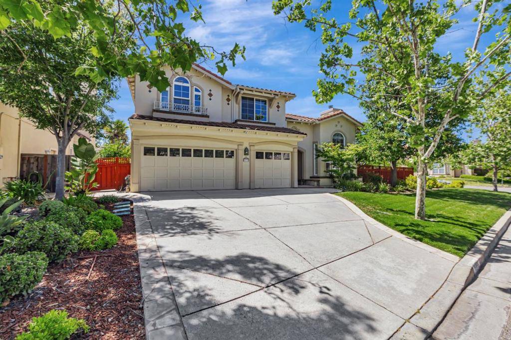 18898 Bellgrove CIR, Saratoga, CA 95070