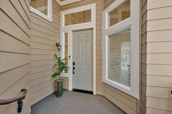 Brisbane, CA 94005,165 Golden Eagle LN