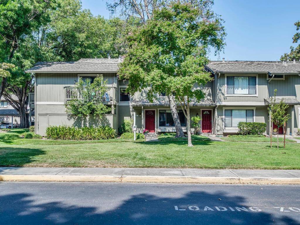 San Jose, CA 95136,4950 Flat Rock CIR