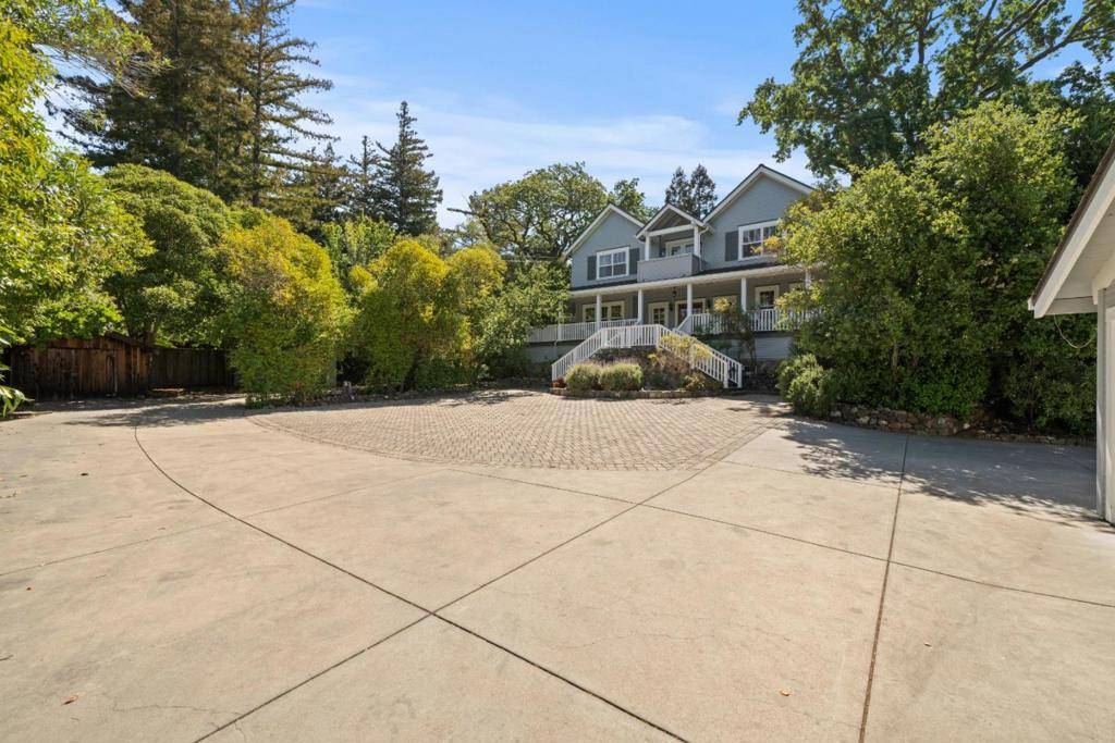 Redwood City, CA 94062,1353 Edgewood RD