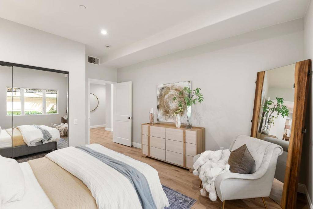 Palo Alto, CA 94306,200 Sheridan Ave. #303
