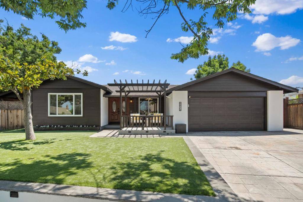 San Jose, CA 95118,4975 Howes LN