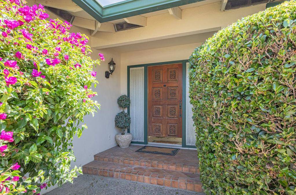 Salinas, CA 93901,51 La Mirada CT