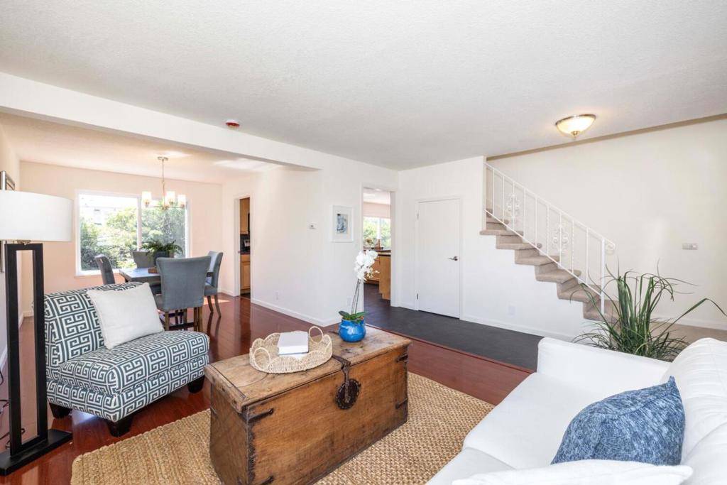 Newark, CA 94560,8092 Mayhews Landing RD