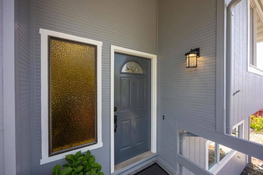 Pacifica, CA 94044,511 Buel AVE