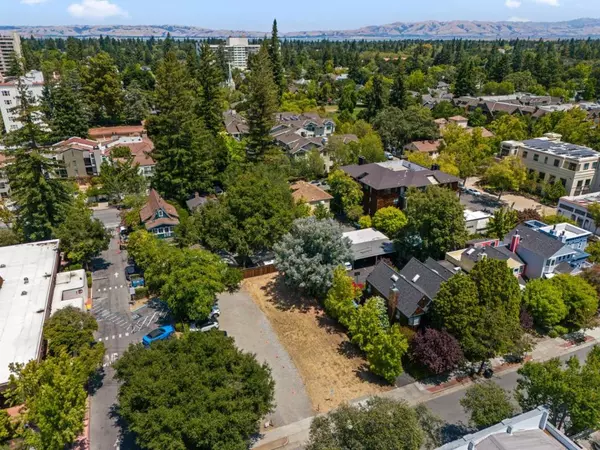 Palo Alto, CA 94301,733 Ramona ST
