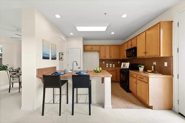 Watsonville, CA 95076,35 Paseo DR