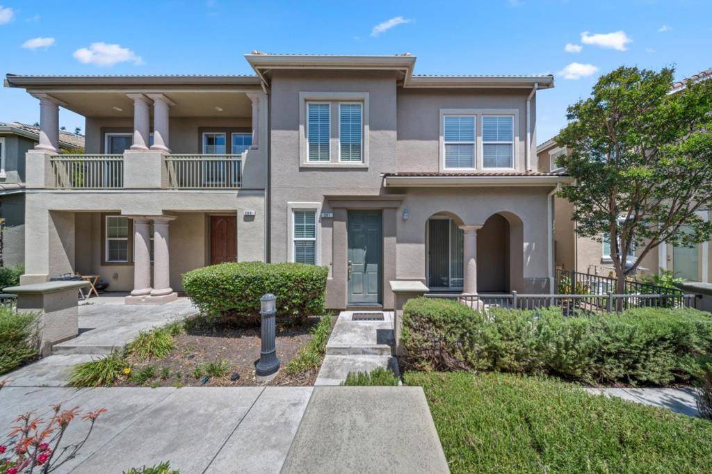 Hayward, CA 94545,207 Montevina WAY