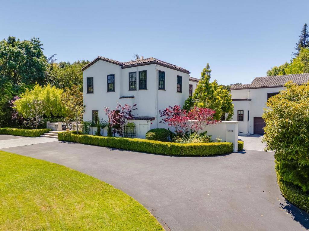 Hillsborough, CA 94010,2181 Parkside AVE