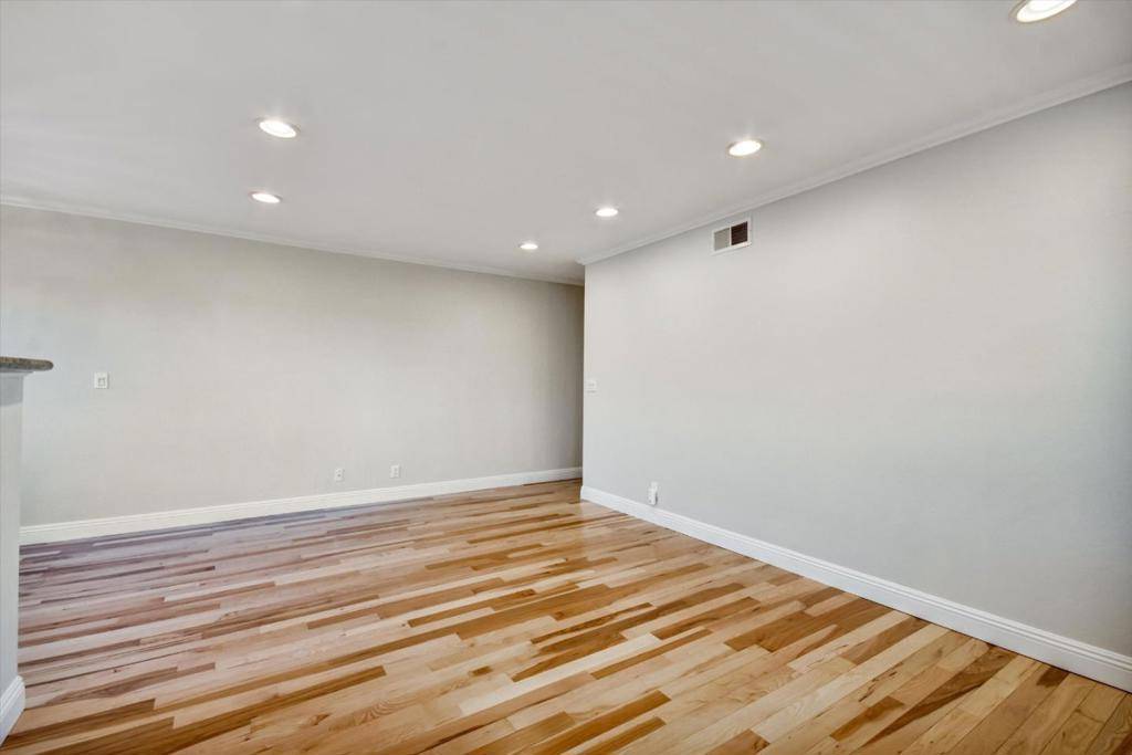 San Jose, CA 95124,2309 Saidel DR #4