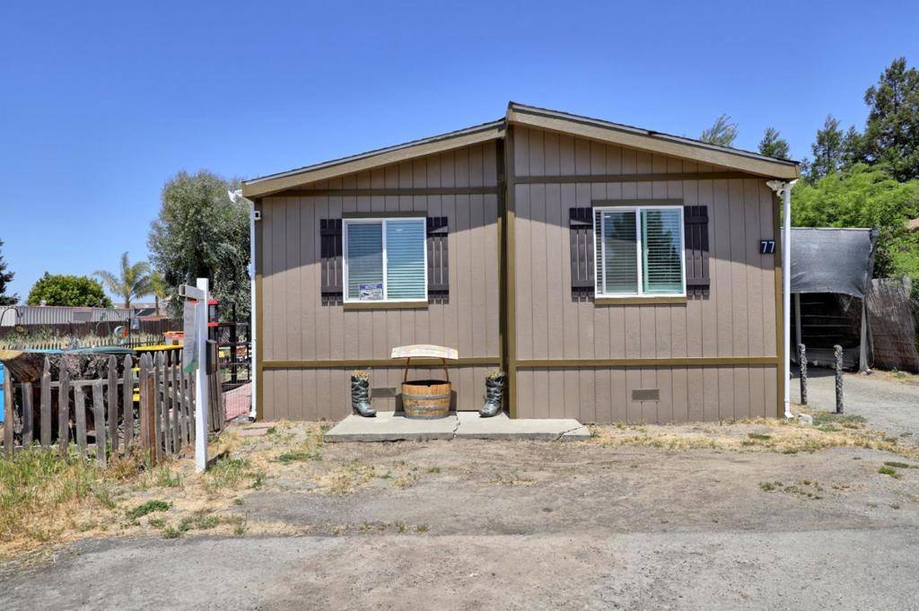 2900 Fairview RD, Hollister, CA 95023