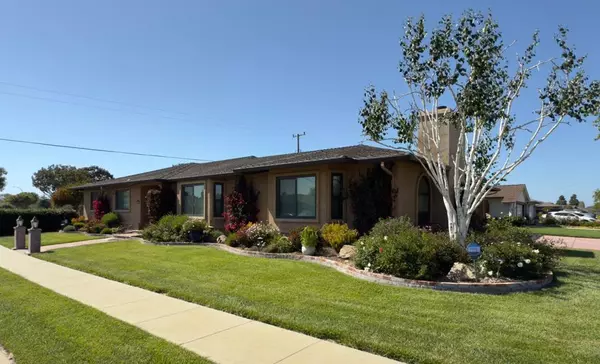 695 San Bruno WAY, Salinas, CA 93901