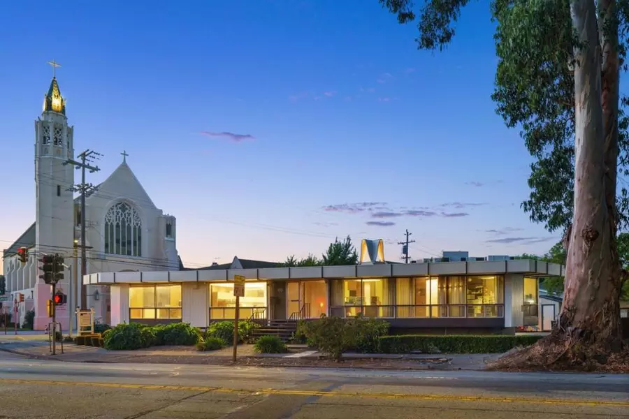 90 El Camino Real, Burlingame, CA 94010